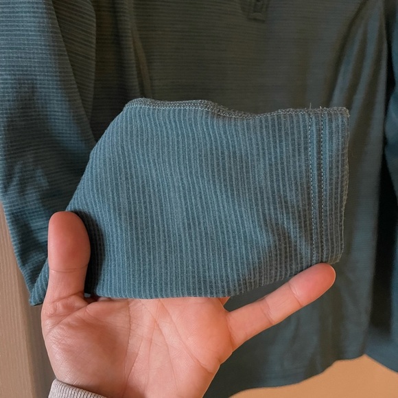 The North Face 1/4 zip • Womens Small - Picture 4 of 6